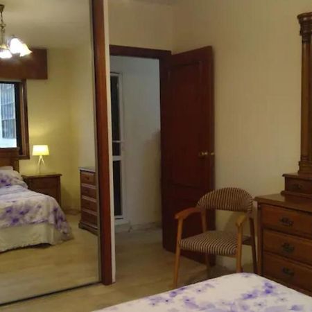 Acogedora Habitacion Doble Junto A Paseos & Parques Santiago de Compostela Ngoại thất bức ảnh